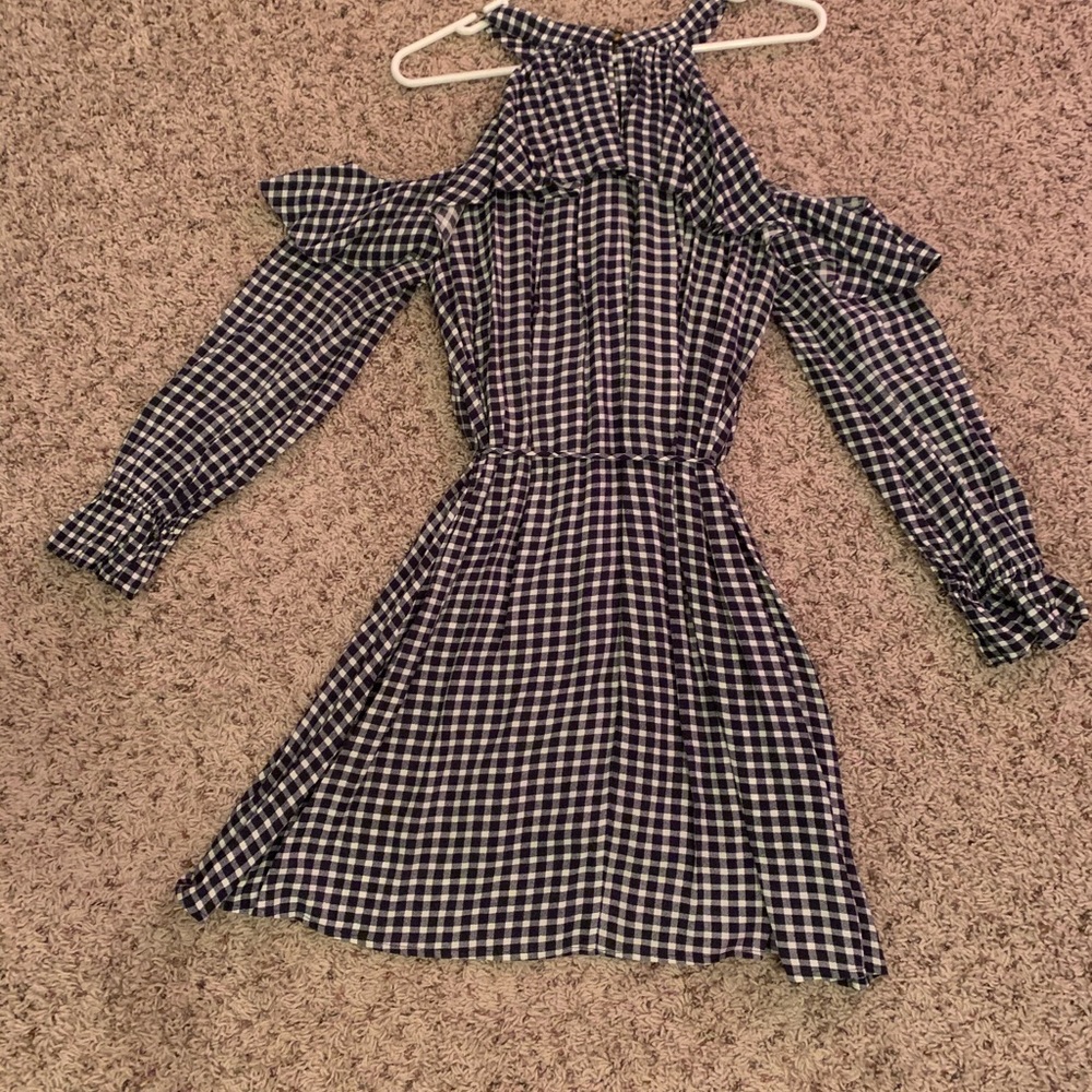 Dress - Picture 2 of 3